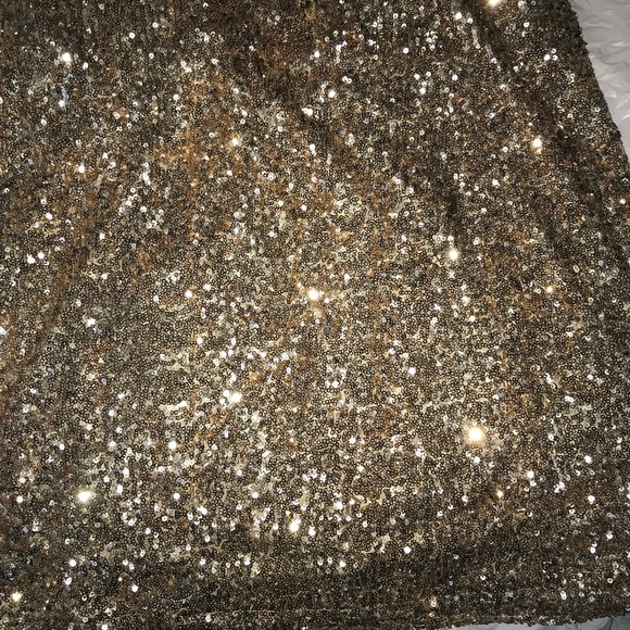 GOLD MINI DRESS! - Picture 4 of 5